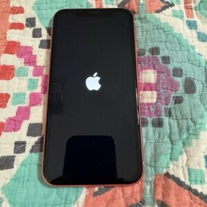 iPhone XR Unlocked